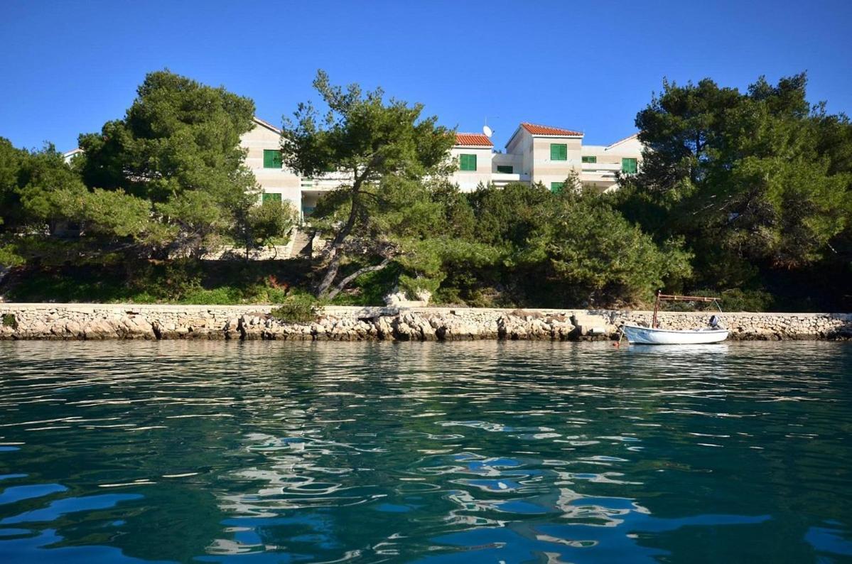 Povlja Bungalows Exterior photo